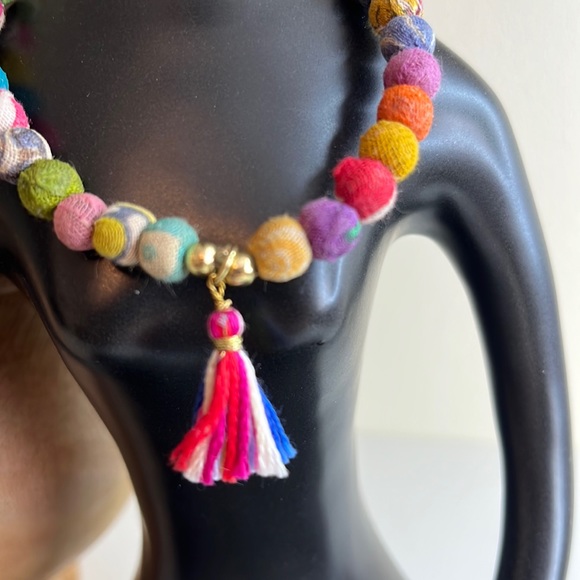 KANTHA BEAD STRETCH BRACELET - Picture 4 of 7